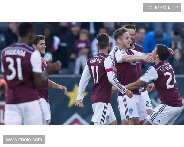 战术革新:教练灵活调配球队阵型提升比赛胜算分析 战术革新:教练灵活调配球队阵型提升比赛胜算分析